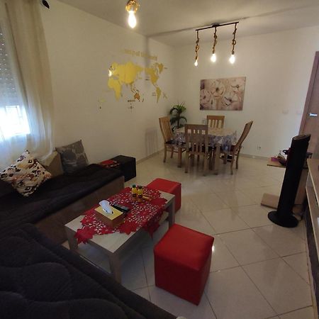 Beautiful Ground-Floor Apartment With Portable Air Conditioning, Parking, And Free Wi-Fi Casablanca Exterior foto