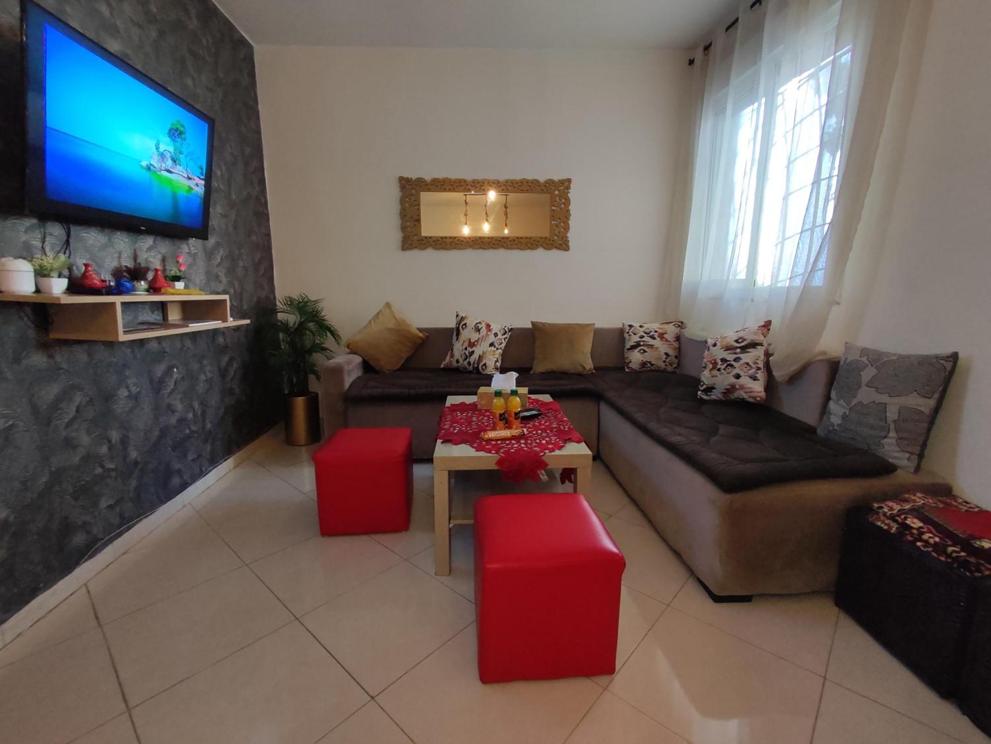 Beautiful Ground-Floor Apartment With Portable Air Conditioning, Parking, And Free Wi-Fi Casablanca Exterior foto